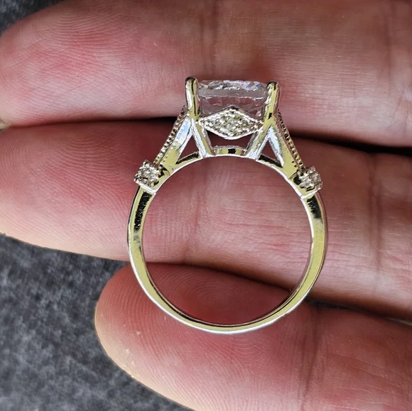 NWOT Moissanite 10MM Round Diamond / 925 Silver Vintage - Picture 5 of 16